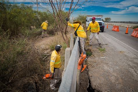 Se Ponen Las Pilas Baches Camellones Y Laterales De La M Xico En