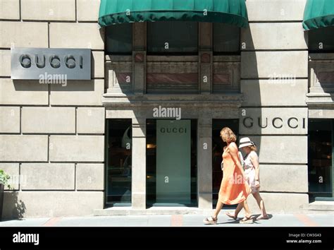 Nisantasi istanbul shopping hi-res stock photography and images - Alamy