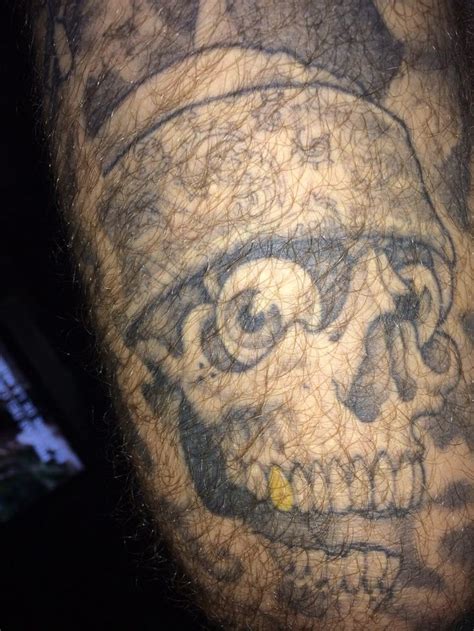 Pin On Skull Tatt