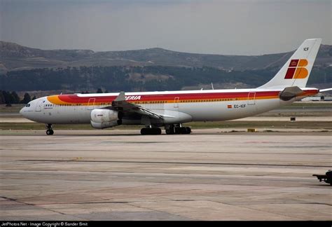 Ec Icf Airbus A X Iberia Sander Smit Jetphotos