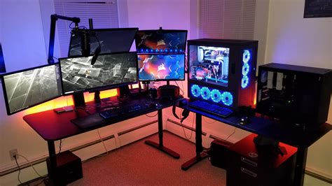 Monochrome Vs Rgb A Few Monitors Gaming Desk Setup Best Gaming Setup