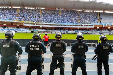 Polícia Militar atua cerca de mil policiais em partida pela Copa Verde