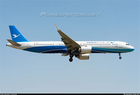 B 32CU Xiamen Airlines Airbus A321 251NX Photo By TravisFang ID