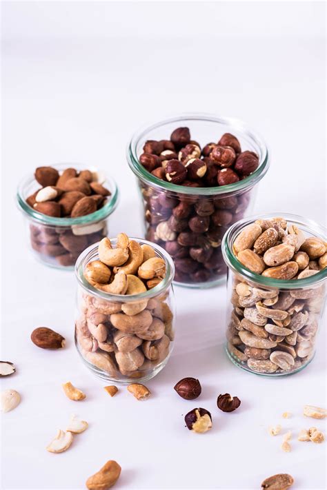 Ristede mandler nødder cashews peanuts i ovn Muttionline