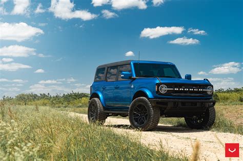 FORD BRONCO - HYBRID FORGED SERIES: HF6-5 - Vossen Wheels