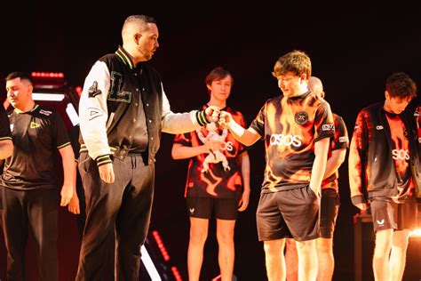 Champions Jogador Da Fnatic Fala Em Vingan A Contra A Loud