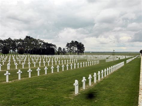 Aubérive National Cemetery Chemins de mémoire