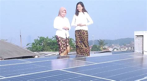 FIFGROUP Pasang Solar Panel Yang Ke 17 Di Kota Industri Karawang VISI