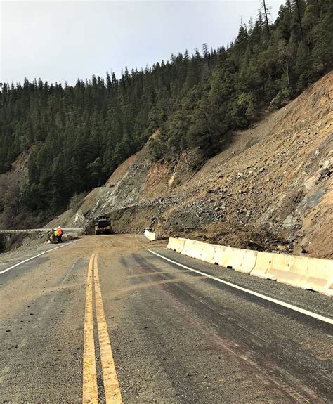 UPDATE: Stretch of Highway 96 remains closed following large slide | KRCR