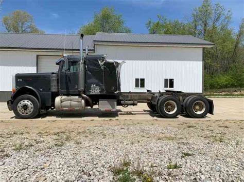 Peterbilt Ex Hood Sleeper Semi Trucks