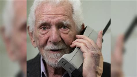 1st Cell Phone Call Successfully Made 50 Years Ago By Motorola Engineer Martin Cooper Abc30 Fresno