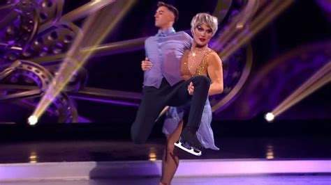 Holly And Phil Share The Viviennes Incredible Bolero In Unseen Moment