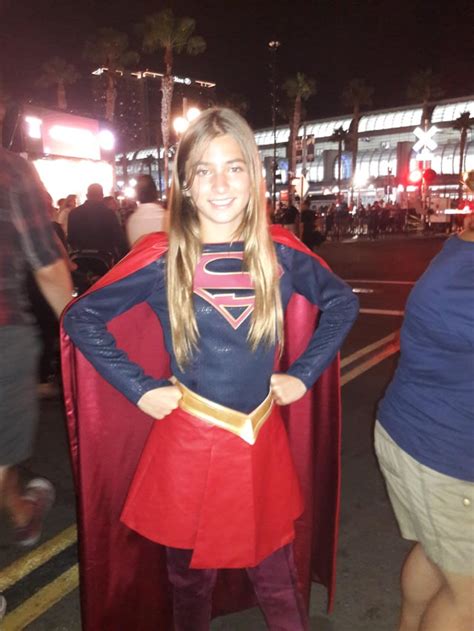 No Spoilers Best Supergirl Cosplayer So Far At Sdcc Posted With