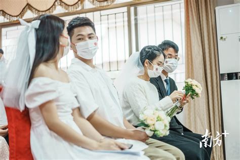 图集｜情人节迎来“领证潮”，惠州444对新人预约结婚登记 南方plus 南方