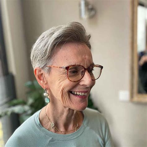 21 Perfect Pixie Haircuts For Women Over 70 To Pull Off Artofit