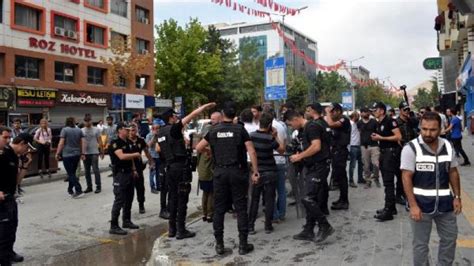 Van Da Kayyum Protestosu G Zalt Lar Var