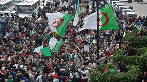 Algérie Des Intellectuels Réagissent Aux « Provocations Dangereuses