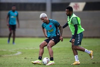 Reservas Do Vasco Vencem A Portuguesa Por A Em Jogo Treino Vasco