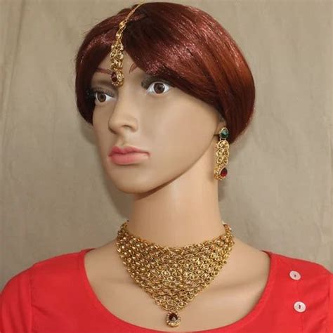 Kundan Necklace Set With Earrings And Maangtika At Rs 350