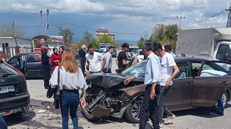 Malatyada iki ayrı kazada 6 kişi yaralandı