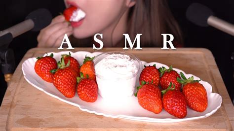 Asmr Strawberry Whipped Cream Eating Sound Mukbang 딸기 생크림 리얼사운드 먹방