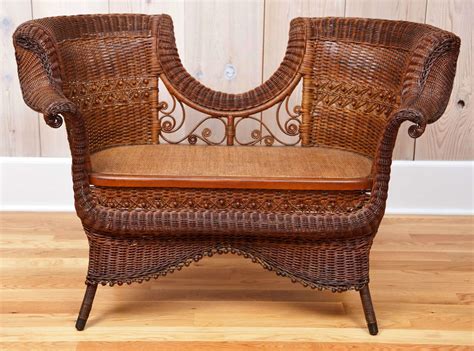 Antique Victorian Vanderbilt Settee At 1stdibs