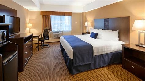 BEST WESTERN PLUS DOWNTOWN WINNIPEG - Prices & Hotel Reviews (Manitoba)