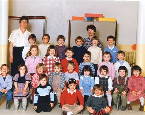 Photo De Classe Petite Moyenne Section De Ecole