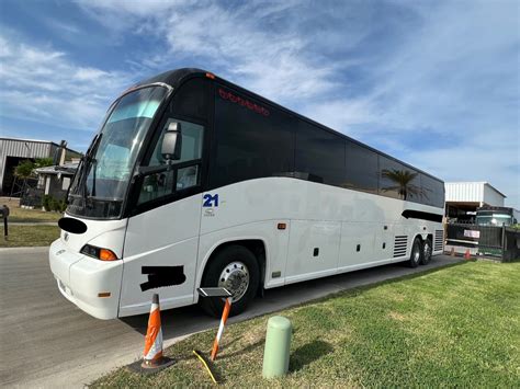 2009 MCI J4500 Charter Bus Buses For Sale