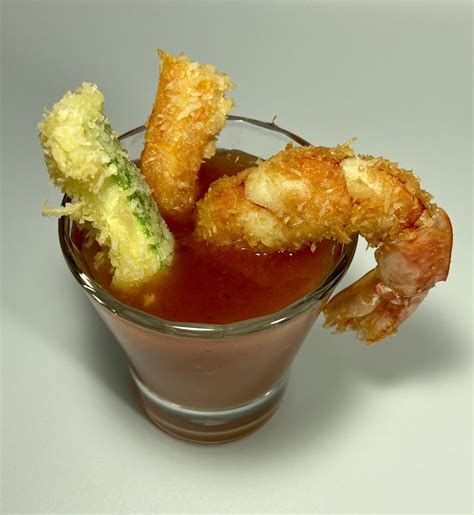 Gamberi In Tempura Di Cocco Con Salsa Agrodolce Paprika Con Lisa