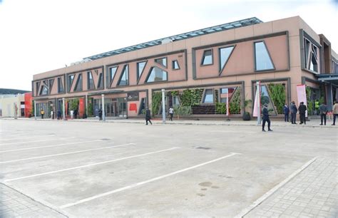 Enfin Le Premier Module Du Centre Commercial De Mpila Brazza Mall En