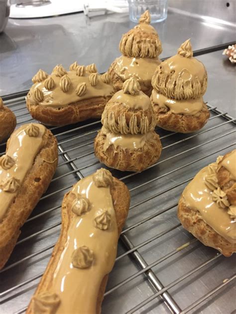 Religieuses Et Clairs Au Caf Andorfine Kitchen