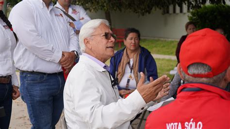 Acuerda Bonilla con vecinos de Santa Fe brindar solución a vialidades e