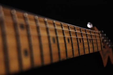 What Is Fretboard Radius and Why Is It So Important?