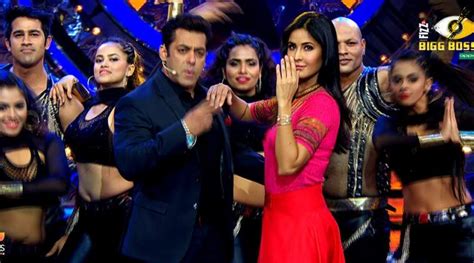 Bigg Boss Weekend Ka Vaar Salman Khan To Celebrate Tiger Zinda Hai