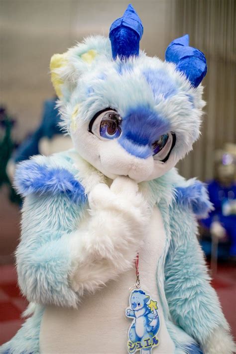 9 Twitter Fursuit Furry Cute Fursuits Cat Furry