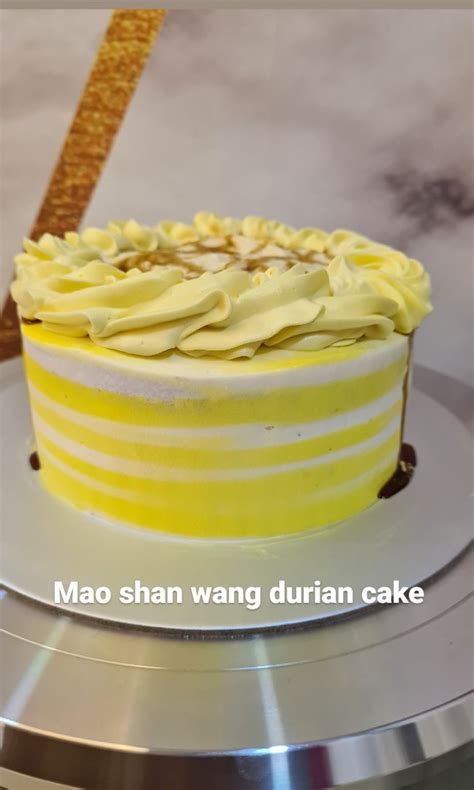 Mao Shan Wang Durian Cake Food Drinks Baked Goods On Carousell