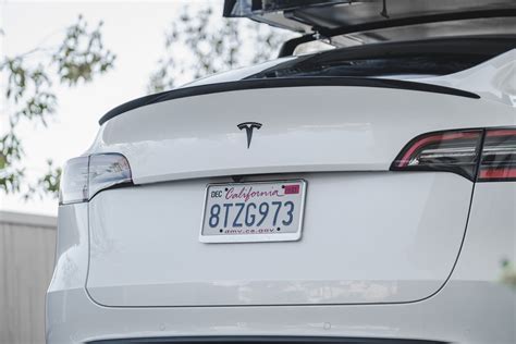 Tesla Model Y Genuine Carbon Fiber Rear Spoiler Oem Style Teslarati