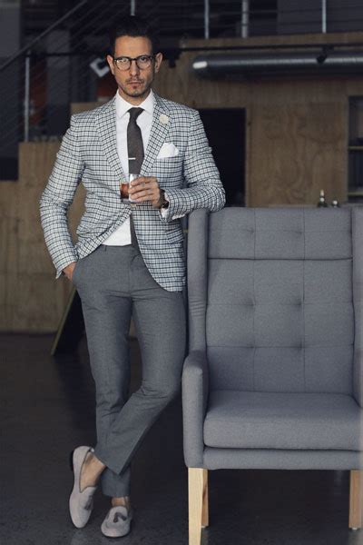 Outfit Gris Homme Dresses Images