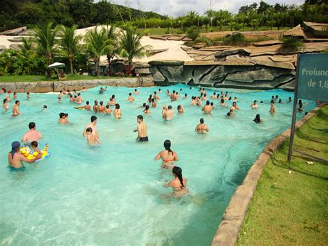 Praia do Cerrado no HotPark - Ondas artificiais em Goiás!