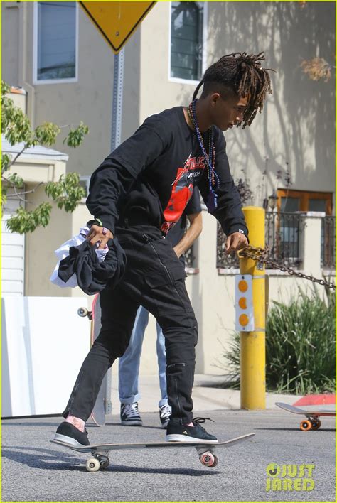 Full Sized Photo of jaden smith skateboard photo shoot friends 12 | Jaden Smith Shows Off ...