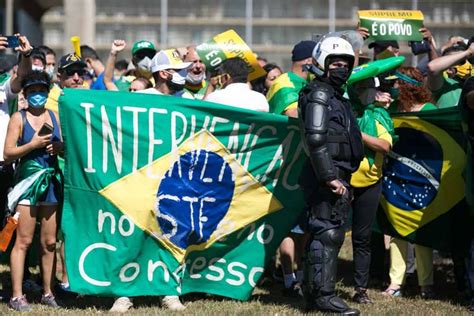 Manifestantes Pr E Contra Bolsonaro Fazem Protestos Na Esplanada