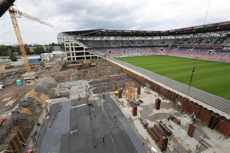 Budowa Czwartej Trybuny G Rnika Zabrze Gol