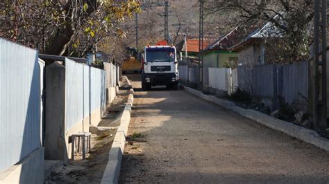 Foto Video Prim Ria Turcoaia Preg Te Te Asfaltarea Str Zilor Din Comun