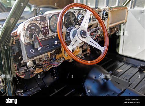 Rolls Royce Interior High Resolution Stock Photography and Images - Alamy