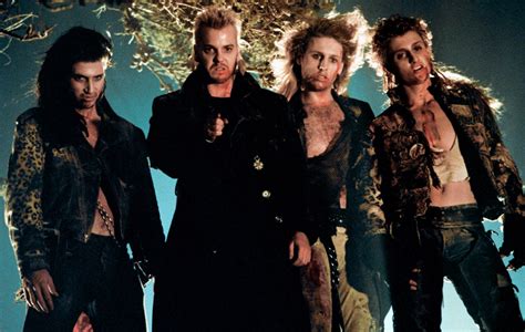 A new reimagining of 1980s vampire classic 'The Lost Boys' is in the works