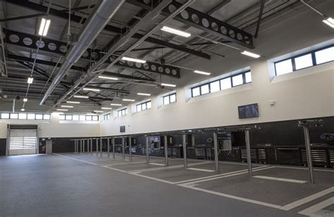 Mercedes Benz Dartford Service Centre New Workshop Installation