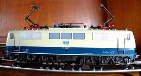 ROCO 4133 HO Gauge DB BR 111 Electric Locomotive In Cream And Blue