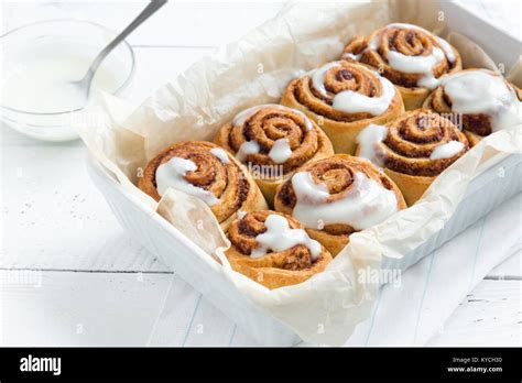 Cinnamon Rolls Or Cinnabons With Cream Sauce Homemade Recipe