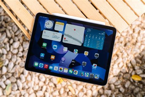 2022 Ipad Air 5 開箱評測：與 M1 晶片 Mac 平起平坐的 Ipad 蘋果仁 果仁 Iphoneios好物推薦科技媒體